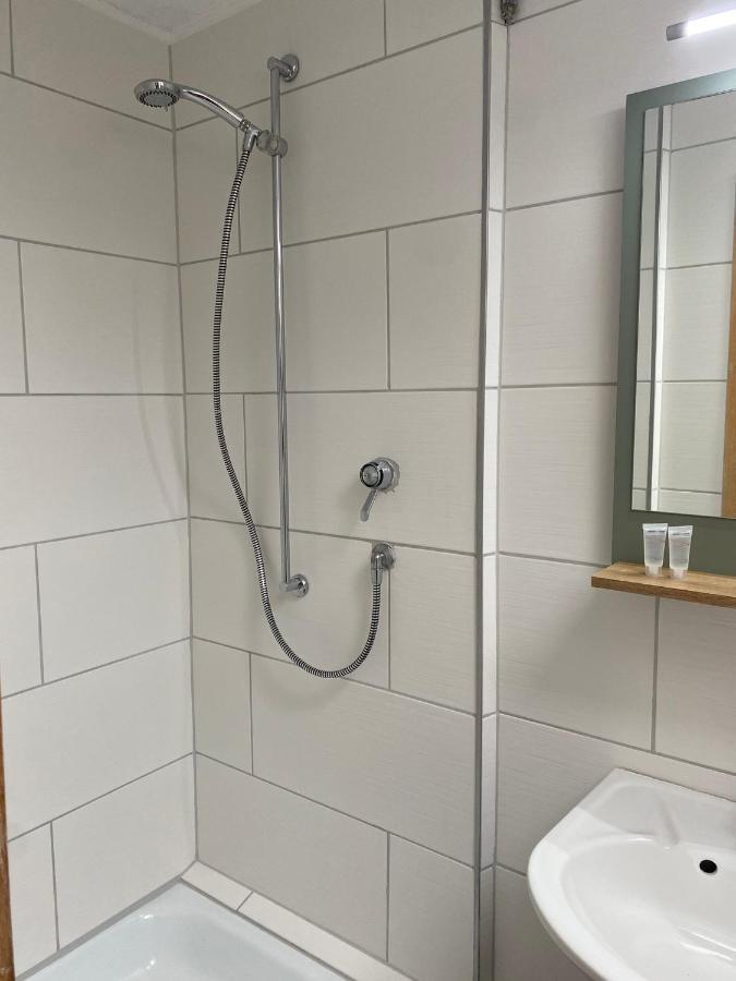 Feine FeWo im DG für 3 am Tegernsee Zimmer #16 Bad Wiessee Exterior foto